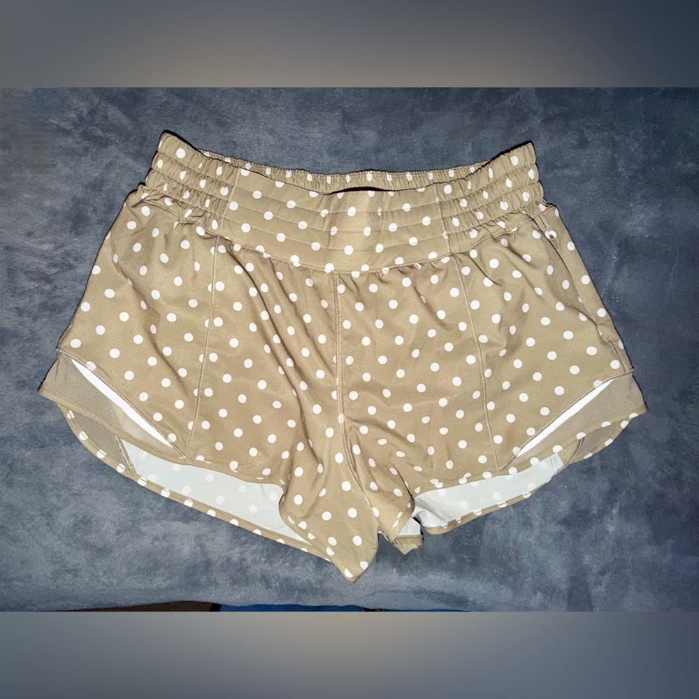 Lululemon Hotty Hot High-Rise HR Lined Short Simple Polka White Sheer Oak 2.5” 8